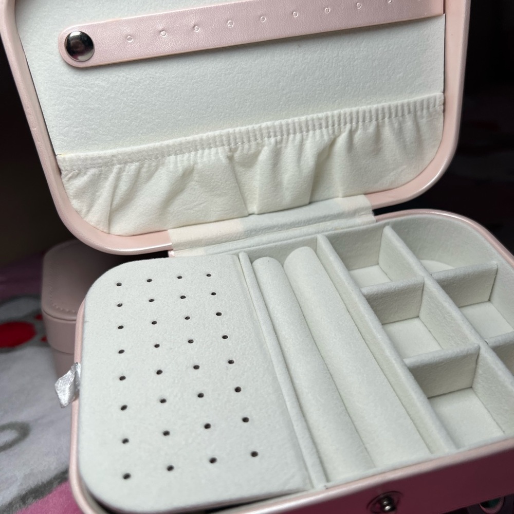 JWELRY TRAVEL CASE (bundle) - Picture 4 of 6
